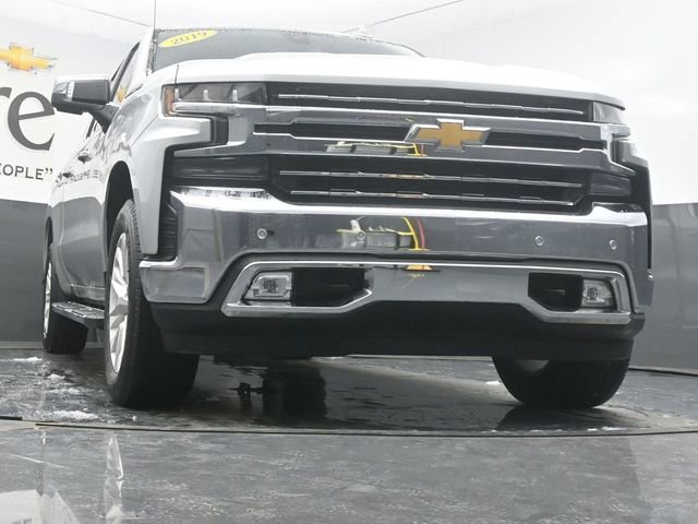 Used 2019 Chevrolet Silverado 1500 LTZ w/ LTZ Premium Package image 3