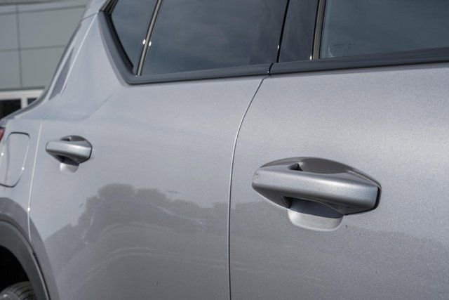 Used 2026 Volvo XC40 B5 Plus w/ Protection Package Premier image 16