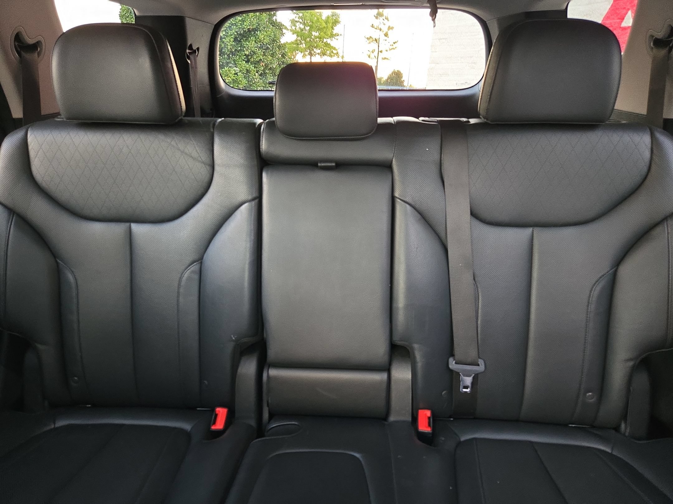 Used 2022 Hyundai Palisade SEL w/ 8P Bench Seat Package AWD/4WD image 13