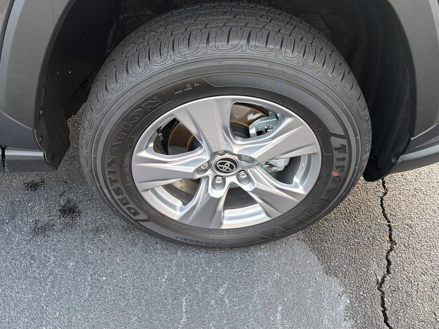 Certified 2025 Toyota RAV4 XLE AWD/4WD image 37