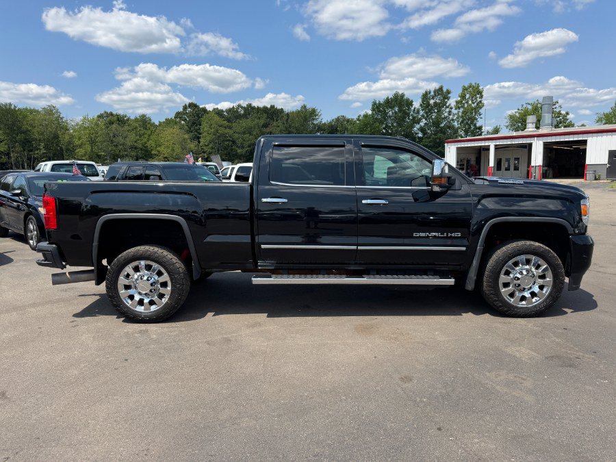 Used 2017 GMC Sierra 2500 Denali w/ Snow Plow Prep Package AWD/4WD image 6
