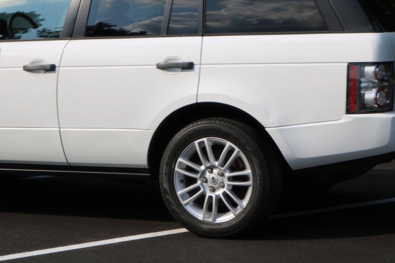 Used 2011 Land Rover Range Rover HSE AWD/4WD image 23