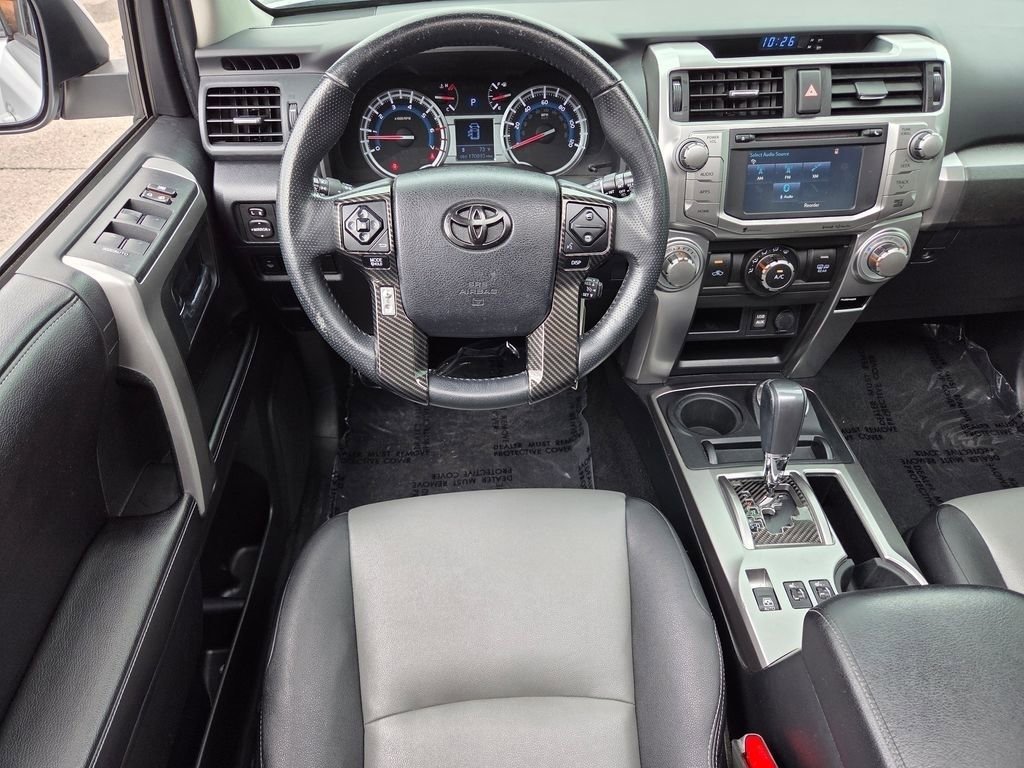 Used 2016 Toyota 4Runner SR5 Premium AWD/4WD image 4