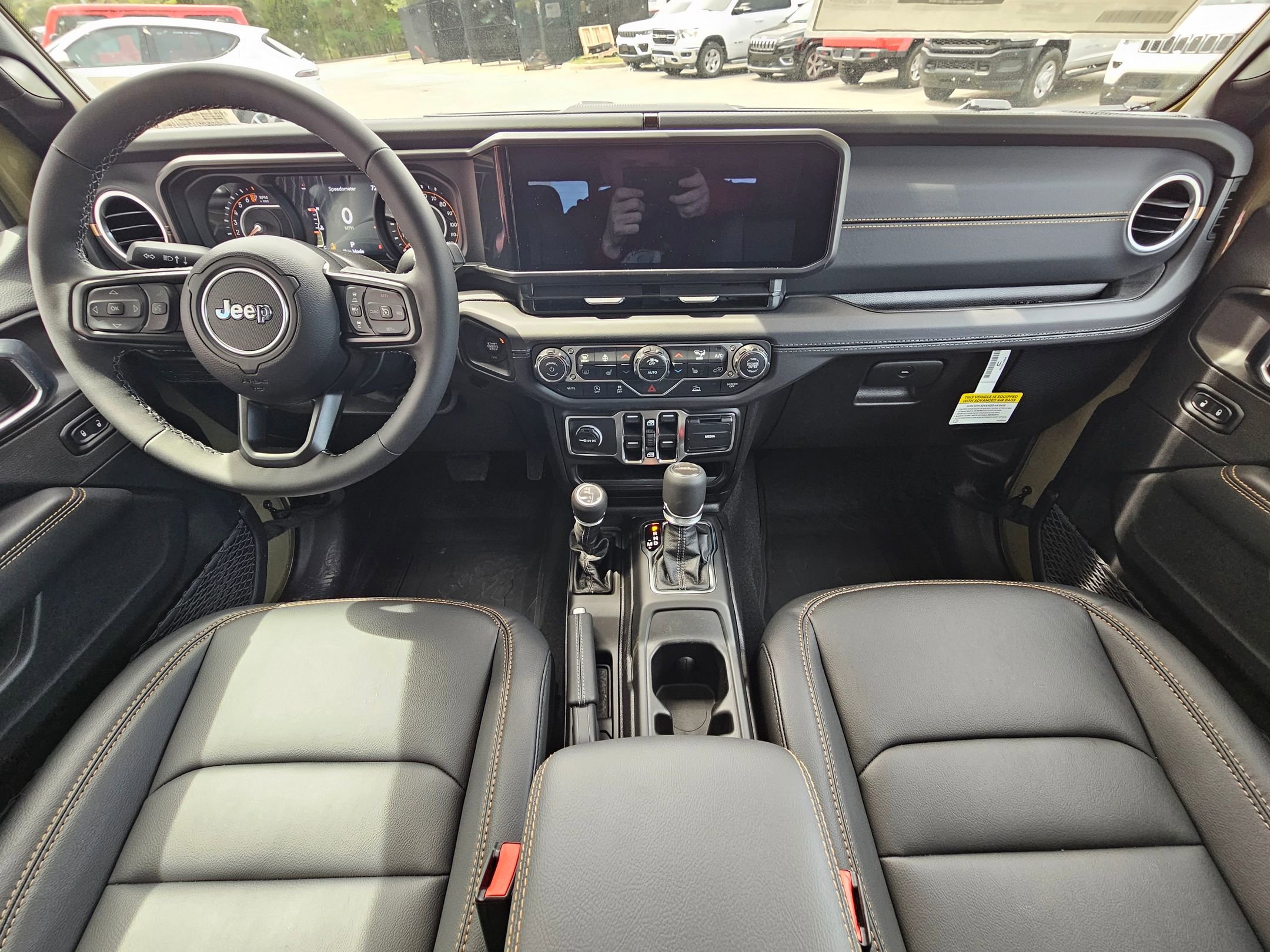 New 2026 Jeep Gladiator Sport AWD/4WD image 9