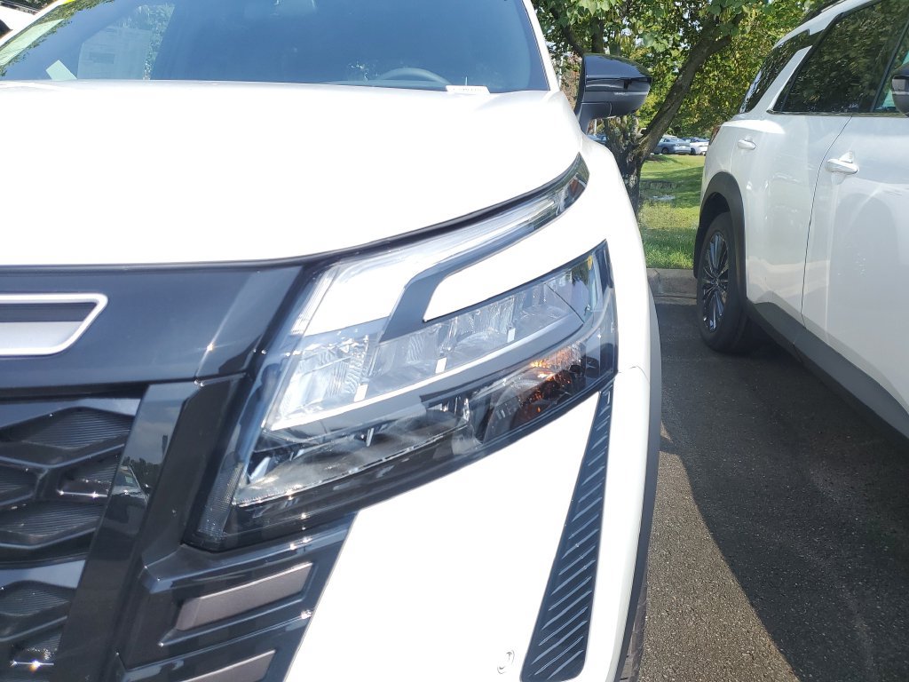 New 2026 Nissan Pathfinder Rock Creek AWD/4WD image 35