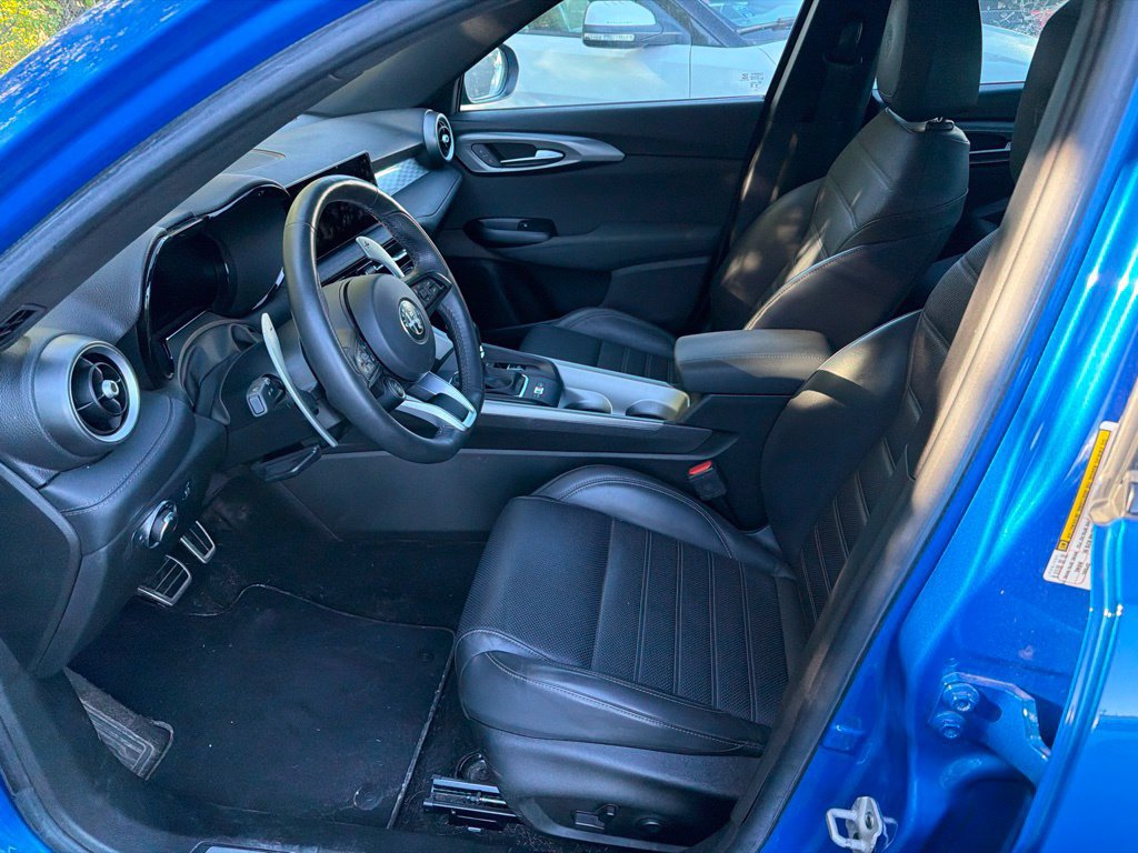 Used 2024 Alfa Romeo Tonale Veloce w/ Active Assist Package AWD/4WD image 6