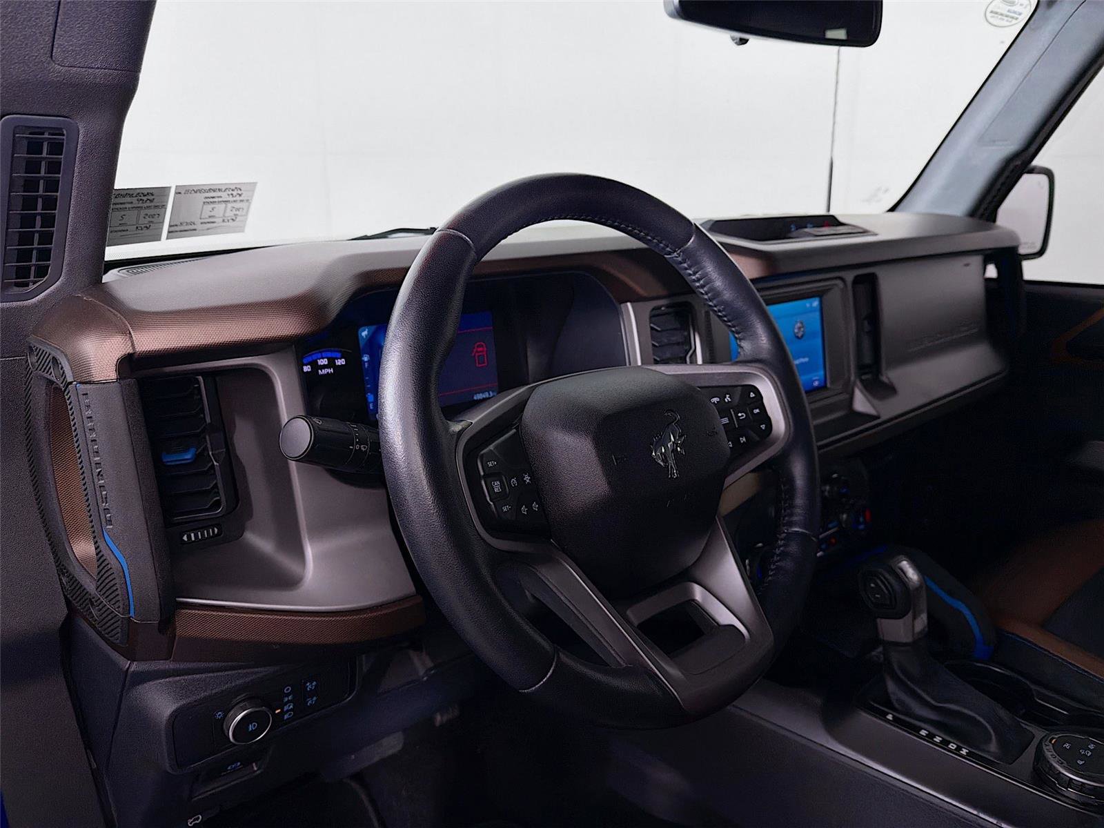 Used 2022 Ford Bronco Outer Banks AWD/4WD image 9