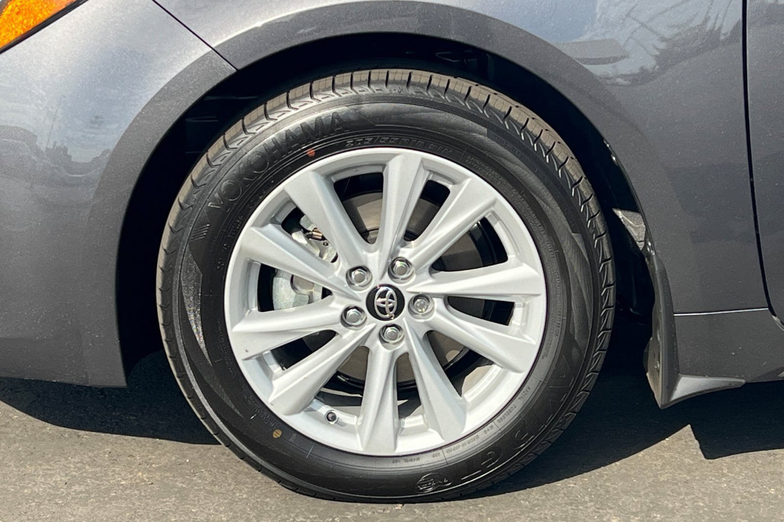 Certified 2027 Toyota Corolla SE w/ SE Premium Package FWD image 24