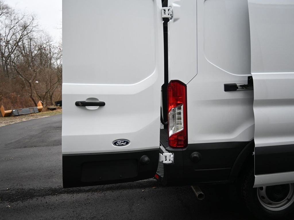 New 2026 Ford Transit 250 148 Medium Roof w/ Load Area Protection Package image 86