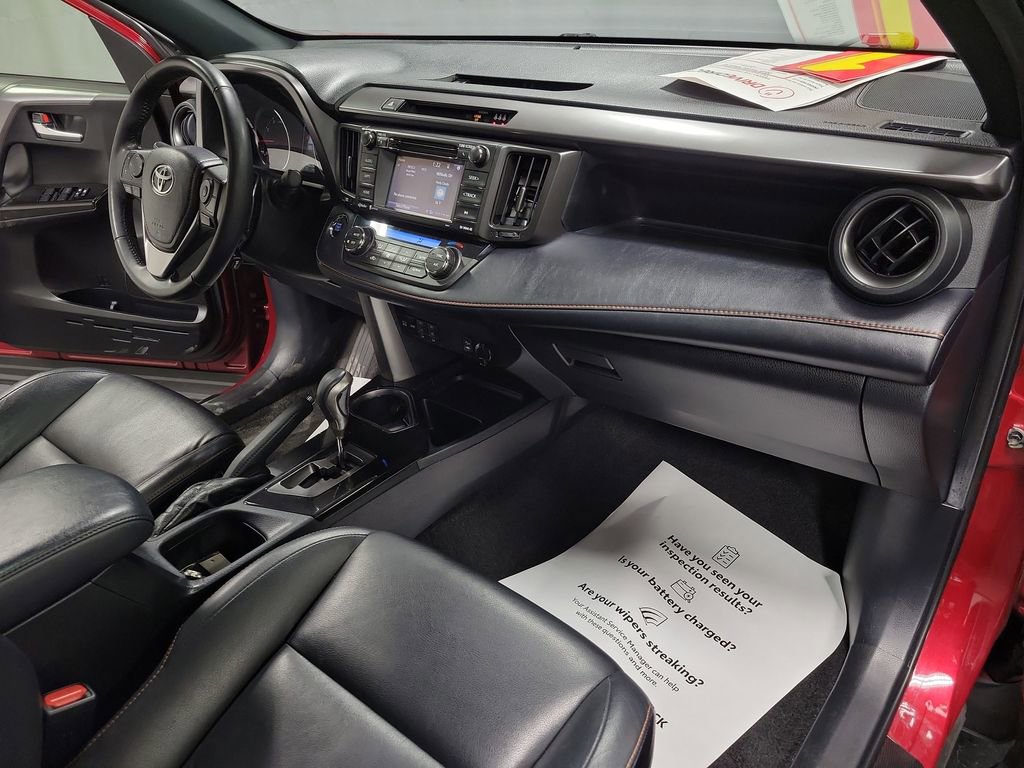 Used 2018 Toyota RAV4 SE w/ Power Extra Value Package image 24