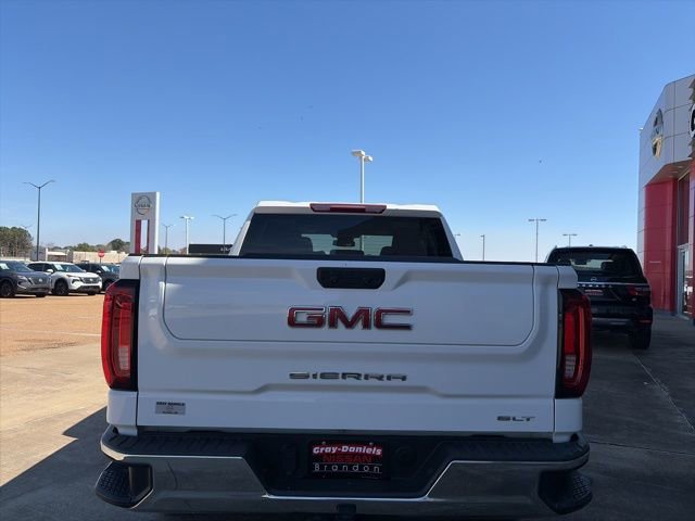 Used 2024 GMC Sierra 1500 SLT image 3