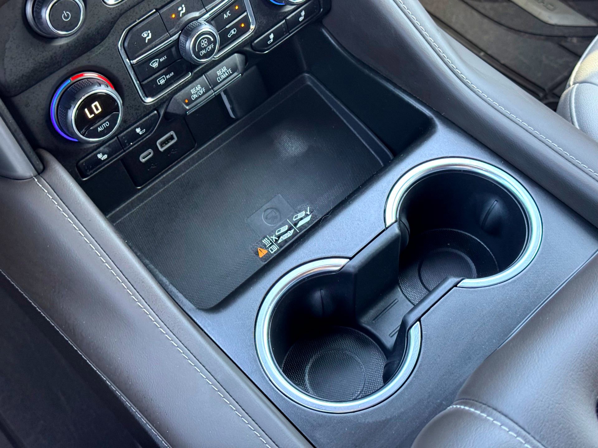 Used 2024 Chevrolet Tahoe Z71 w/ Off-Road Capability Package AWD/4WD image 29