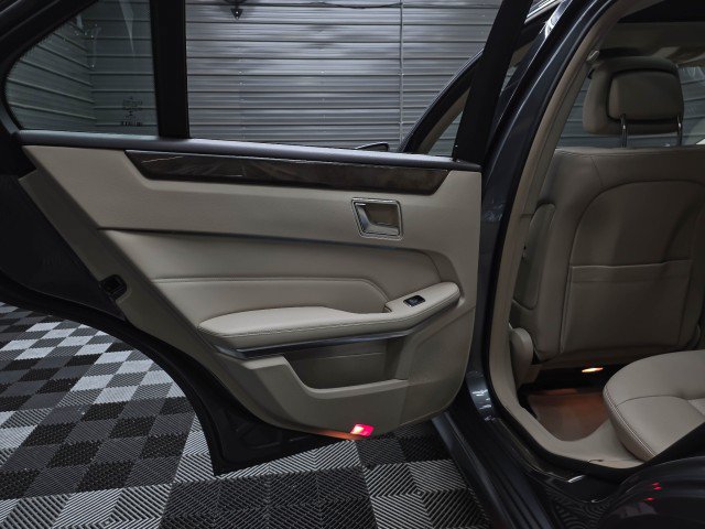 Used 2016 Mercedes-Benz E 350 Sedan image 35