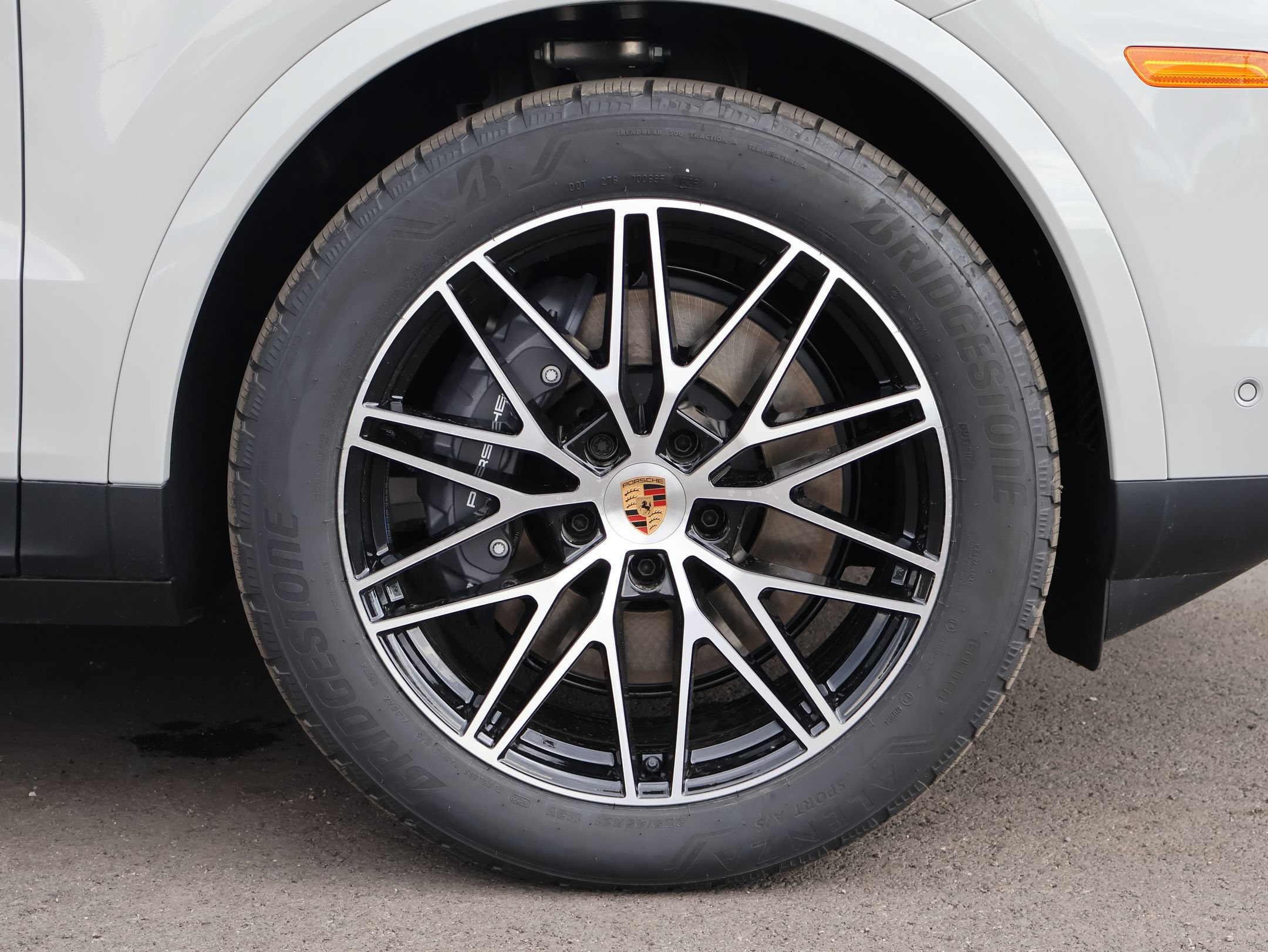 New 2026 Porsche Cayenne AWD/4WD image 12