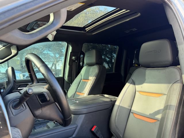Used 2025 GMC Sierra 2500 AT4 w/ AT4 Premium Plus Package AWD/4WD image 5