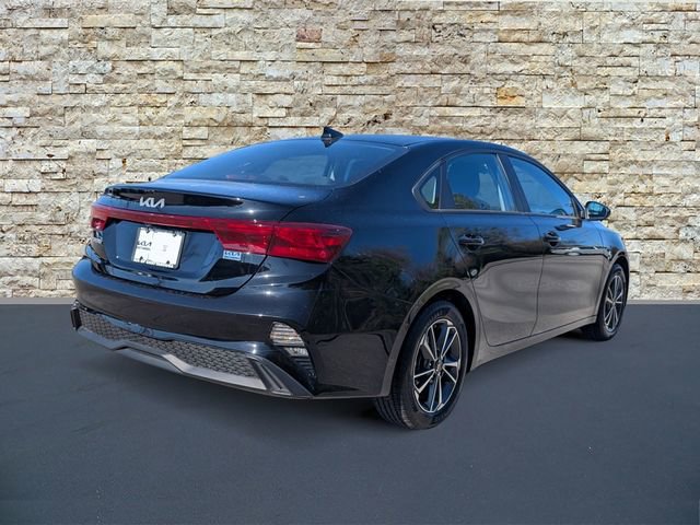 Used 2023 Kia Forte LXS image 7