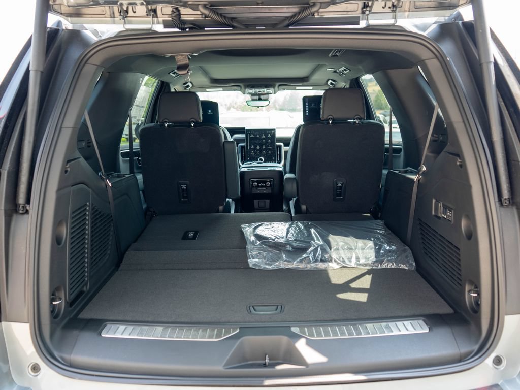 New 2026 GMC Yukon AT4 w/ AT4 Premium Plus Package AWD/4WD image 34