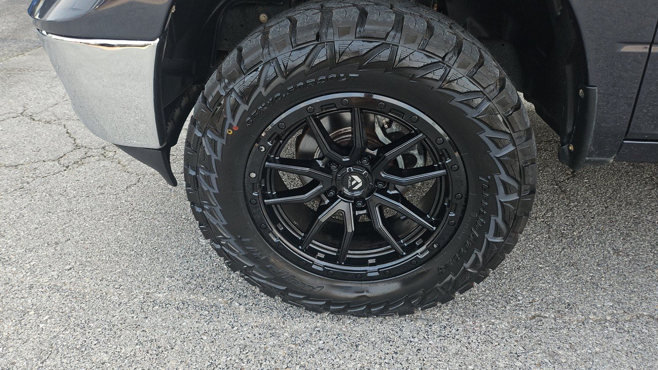 Used 2021 RAM 1500 Classic SLT AWD/4WD image 9