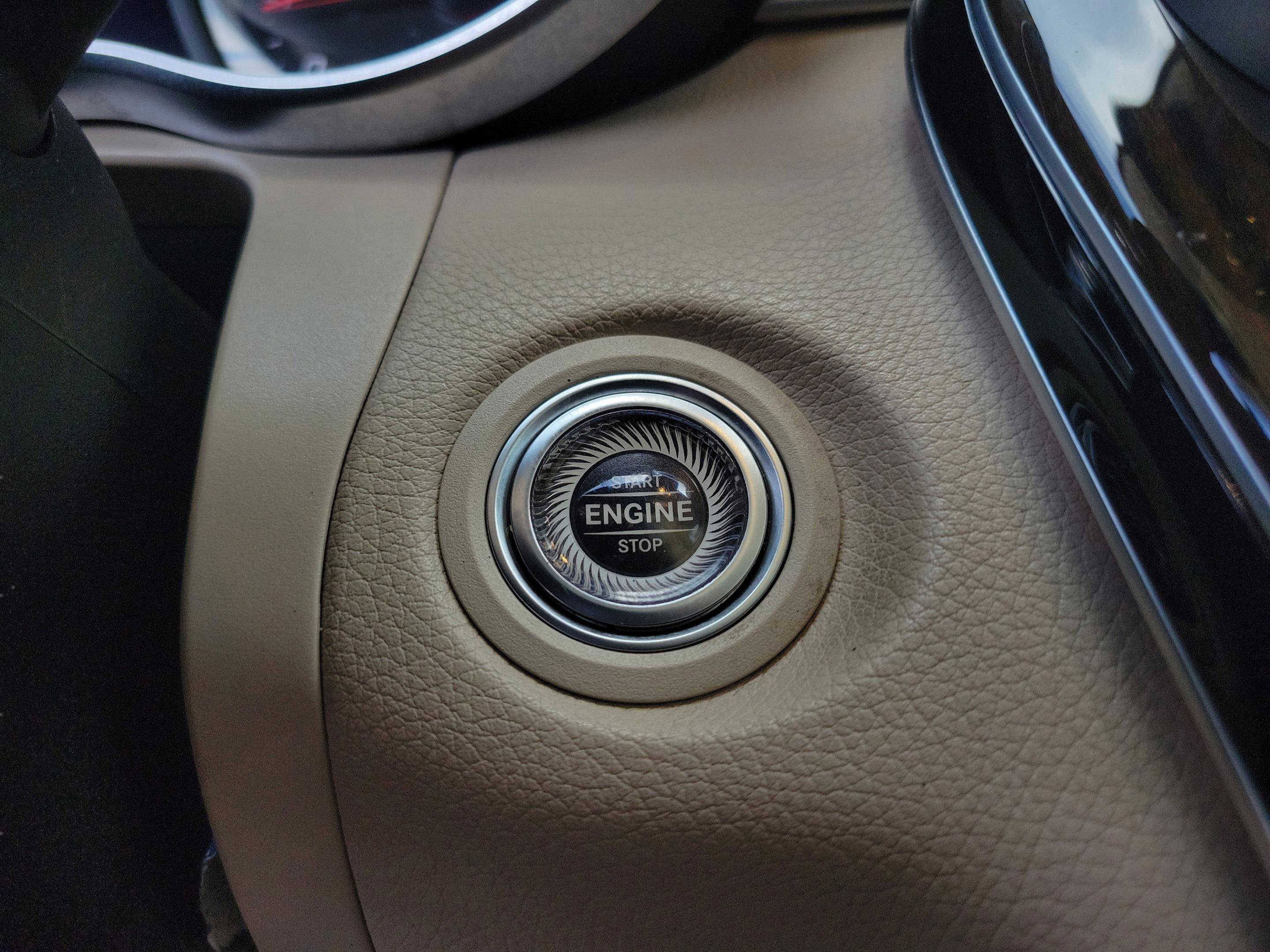 Certified 2022 Mercedes-Benz GLC 300 image 22