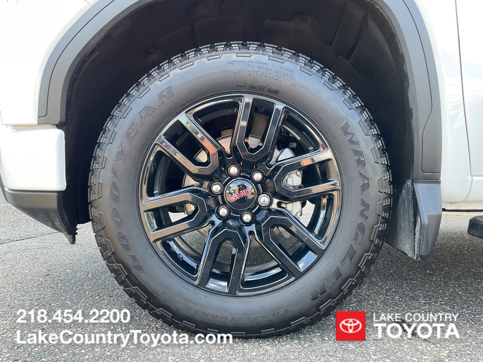 Used 2025 GMC Sierra 1500 Elevation w/ X31 Off-Road Package AWD/4WD image 9