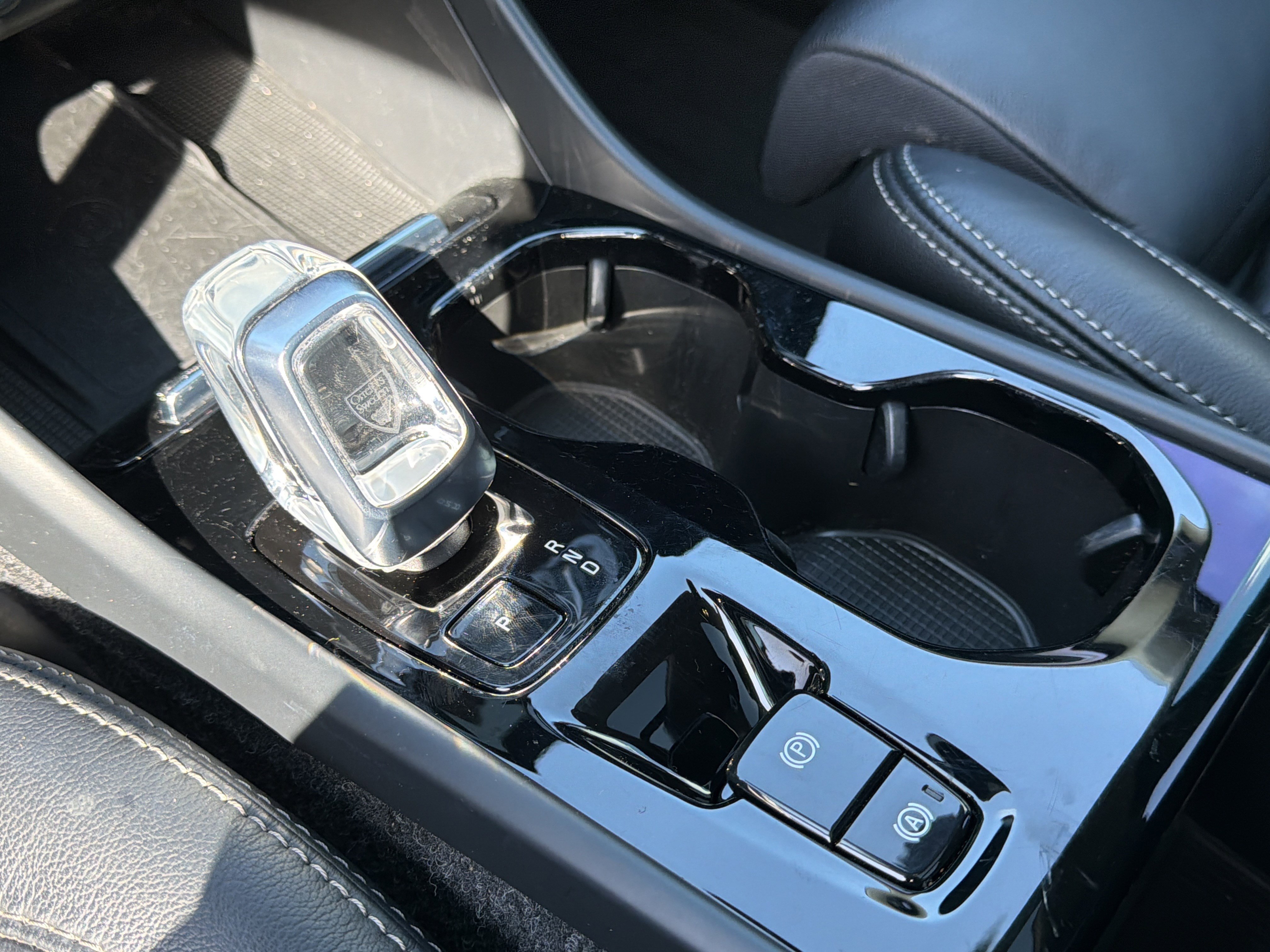 Certified 2023 Volvo XC40 B4 Plus w/ Driver Assist Package image 26