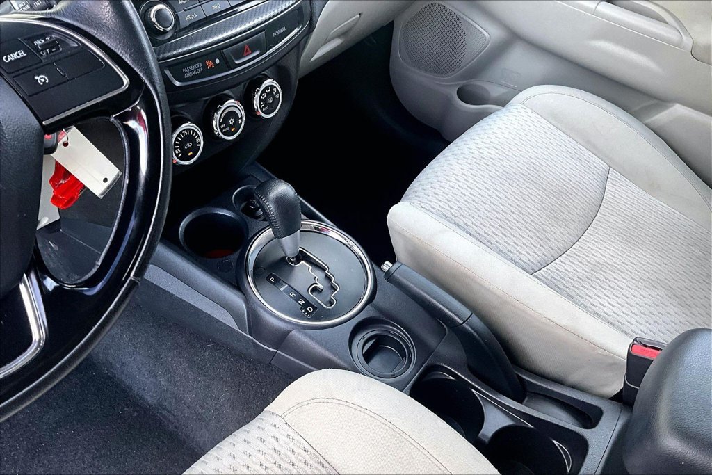 Used 2017 Mitsubishi Outlander Sport ES FWD image 15