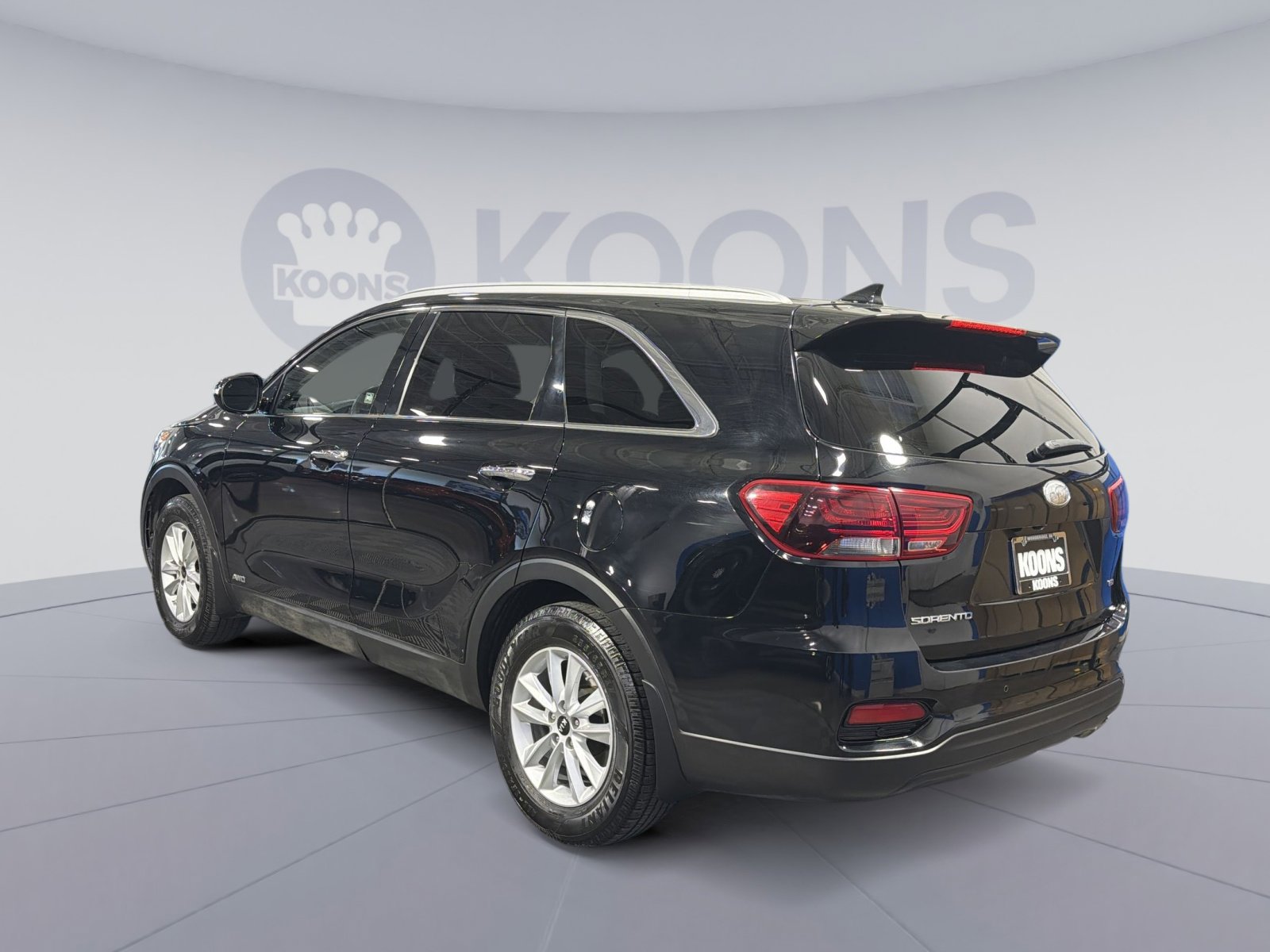 Used 2019 Kia Sorento LX w/ LX Convenience Package image 4