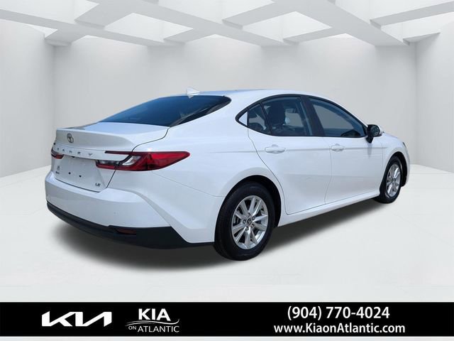 Used 2025 Toyota Camry LE FWD image 3