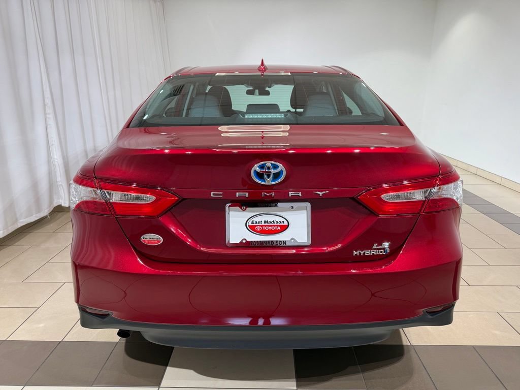 Used 2019 Toyota Camry LE FWD image 4