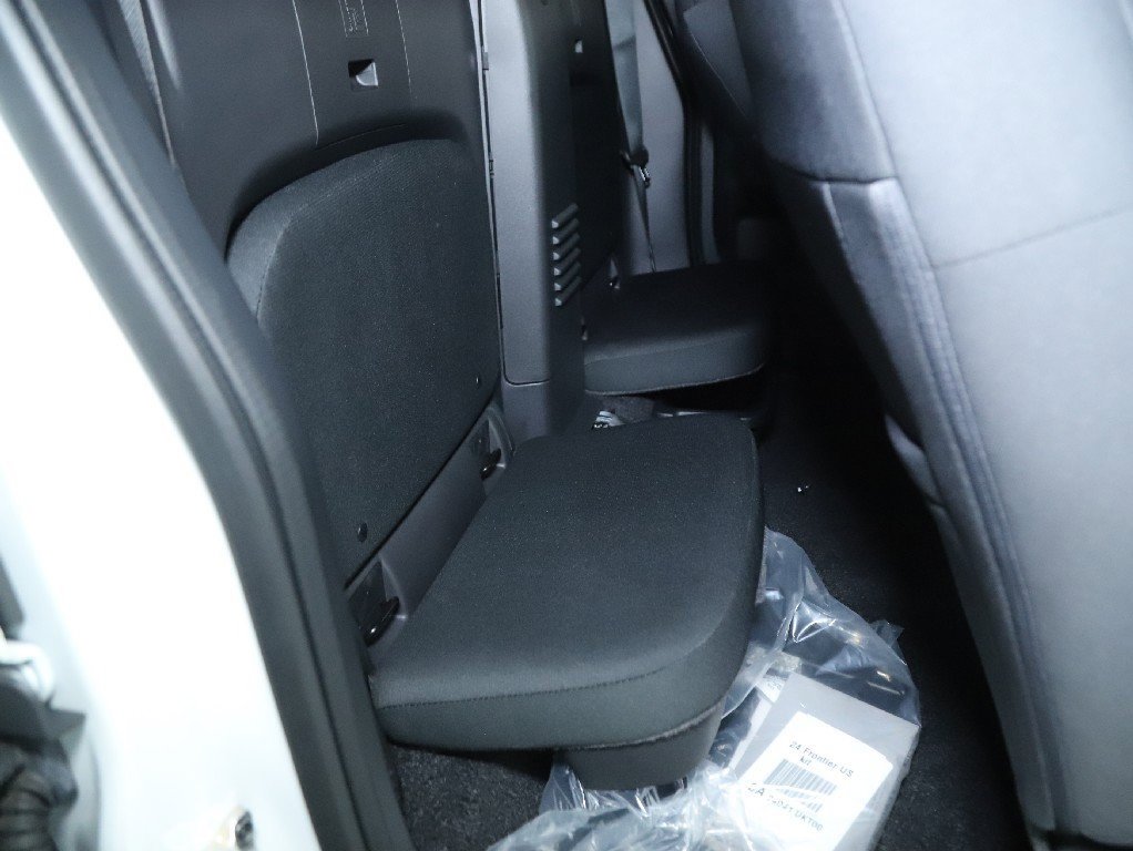 Used 2024 Nissan Frontier S w/ S Utility Package image 31