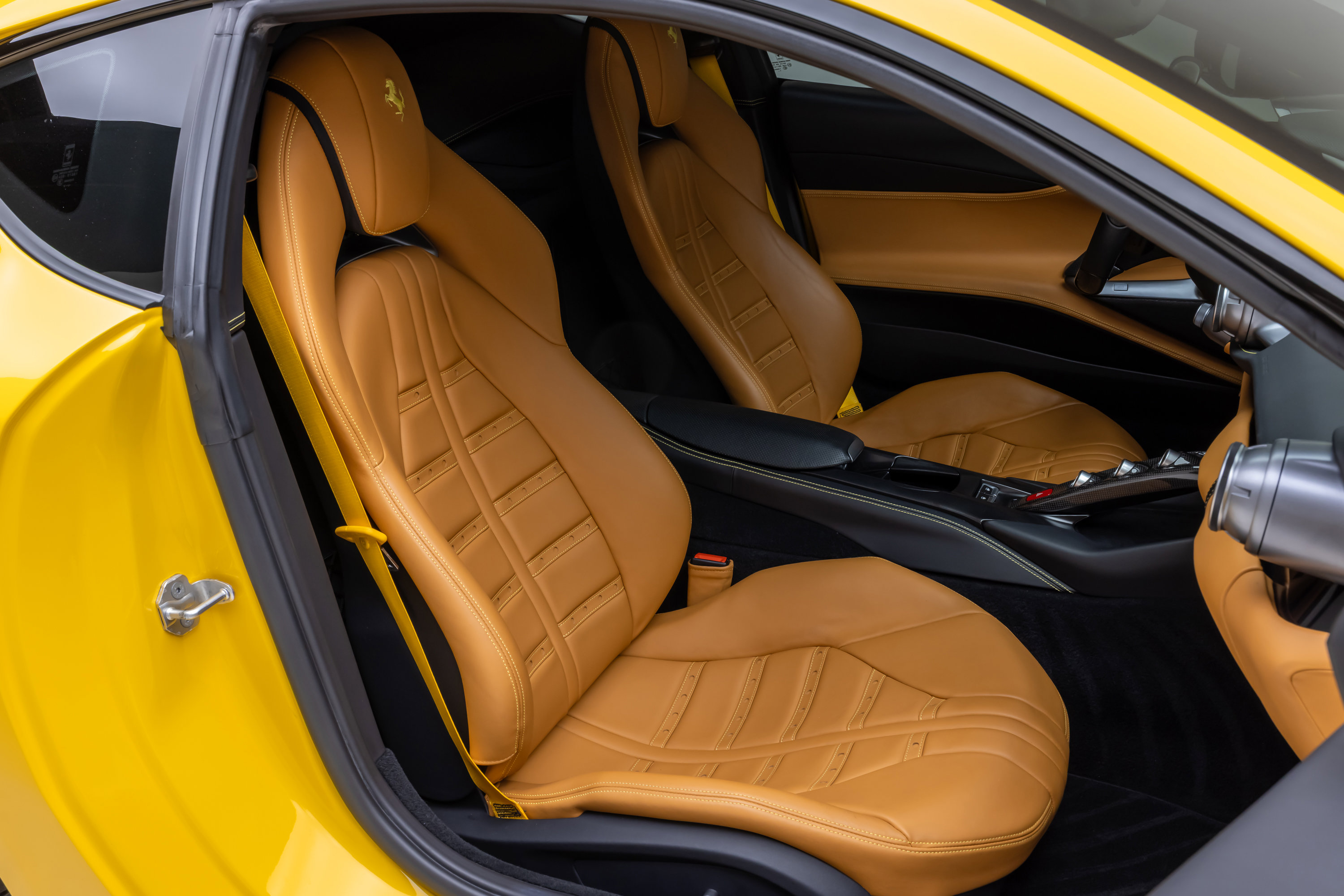 Used 2019 Ferrari 812 Superfast image 62