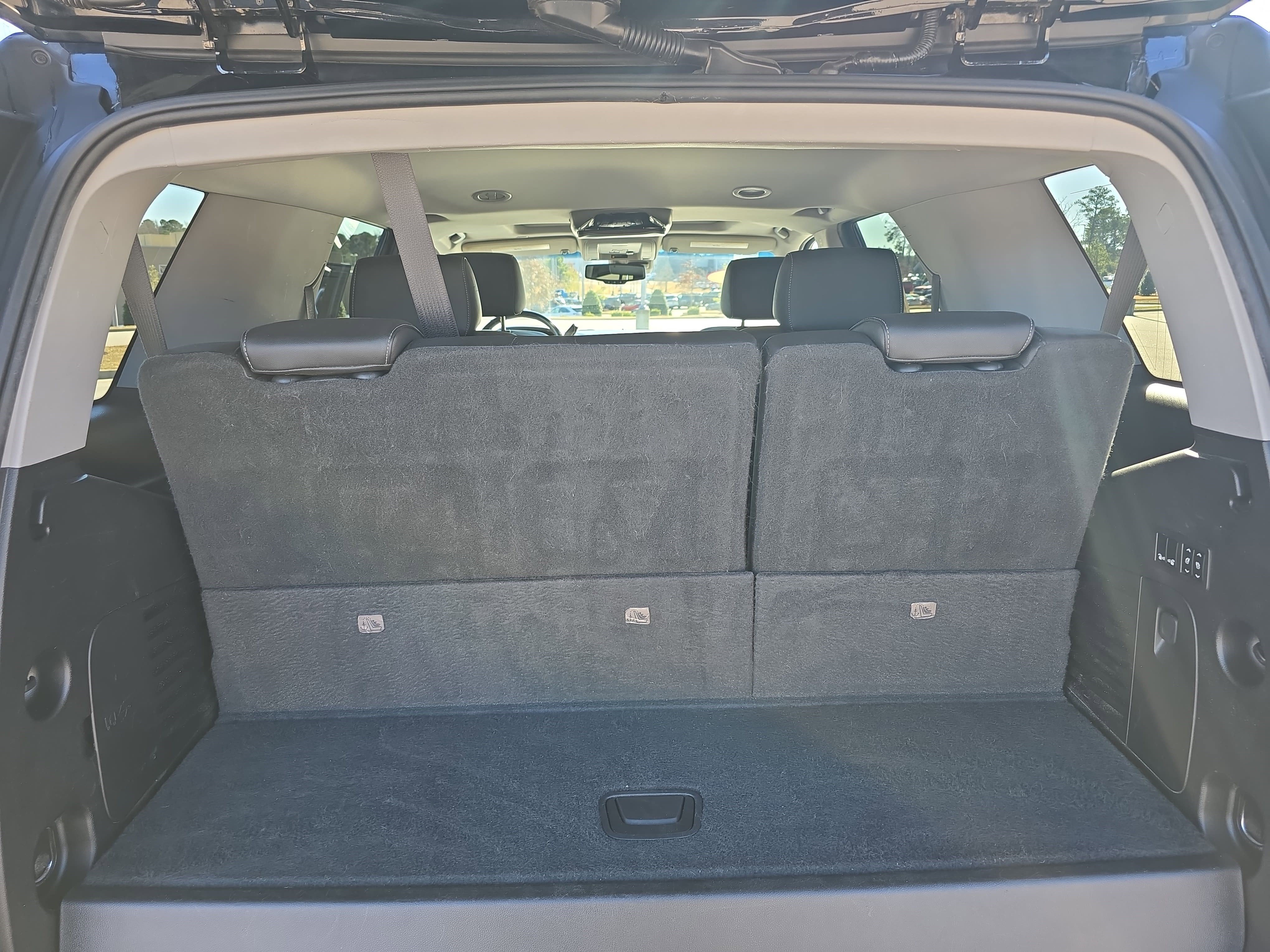 Used 2019 GMC Yukon SLT image 14