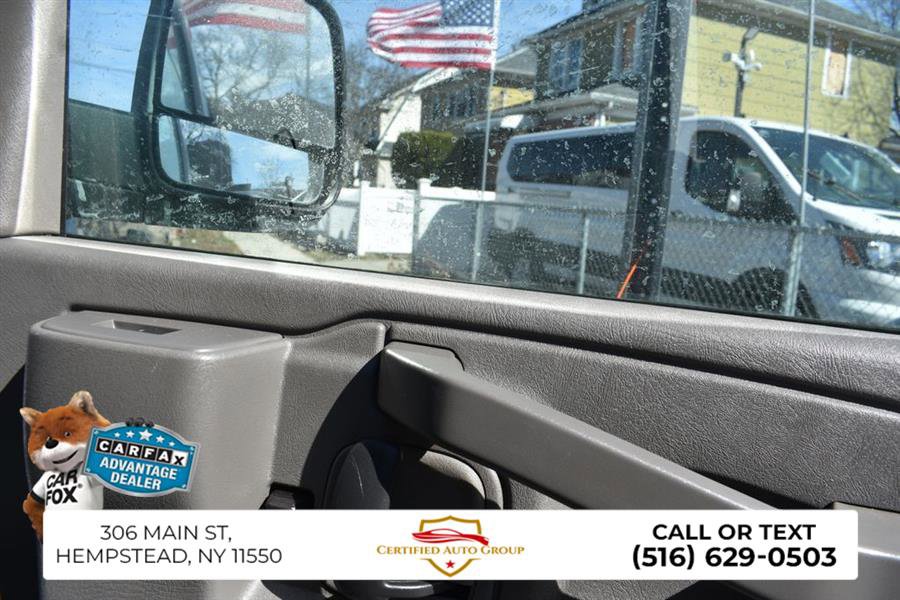 Used 2023 Chevrolet Express 3500 LT image 20