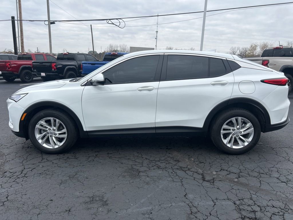 Certified 2025 Buick Envista Preferred image 8