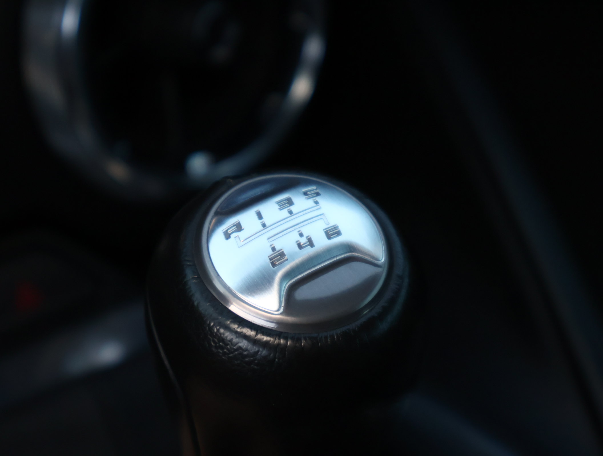 Used 2023 Chevrolet Camaro LT RWD image 5