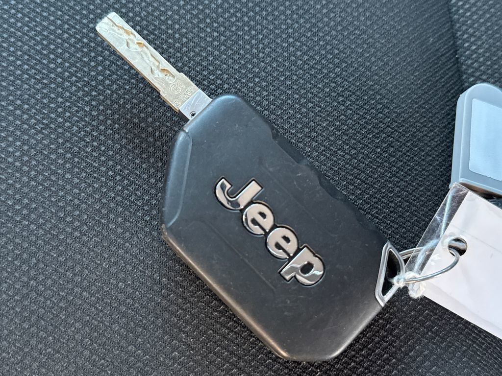 Certified 2022 Jeep Wrangler Sport image 34