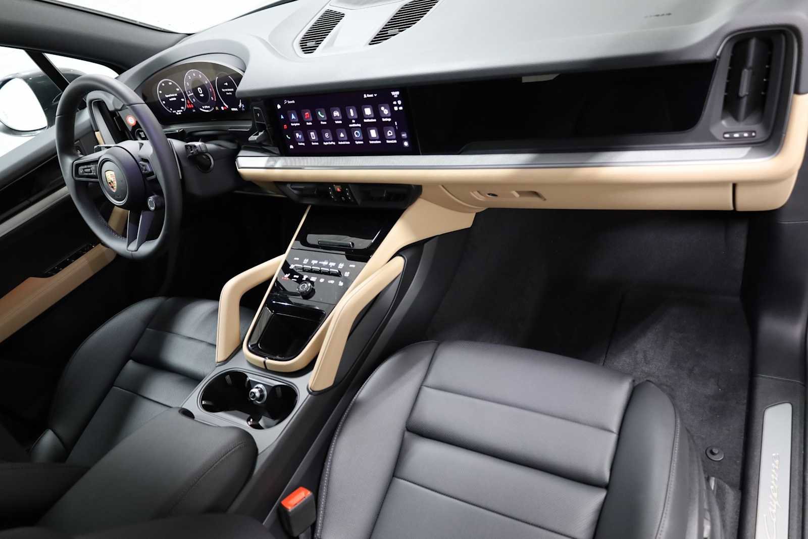 Certified 2024 Porsche Cayenne image 11