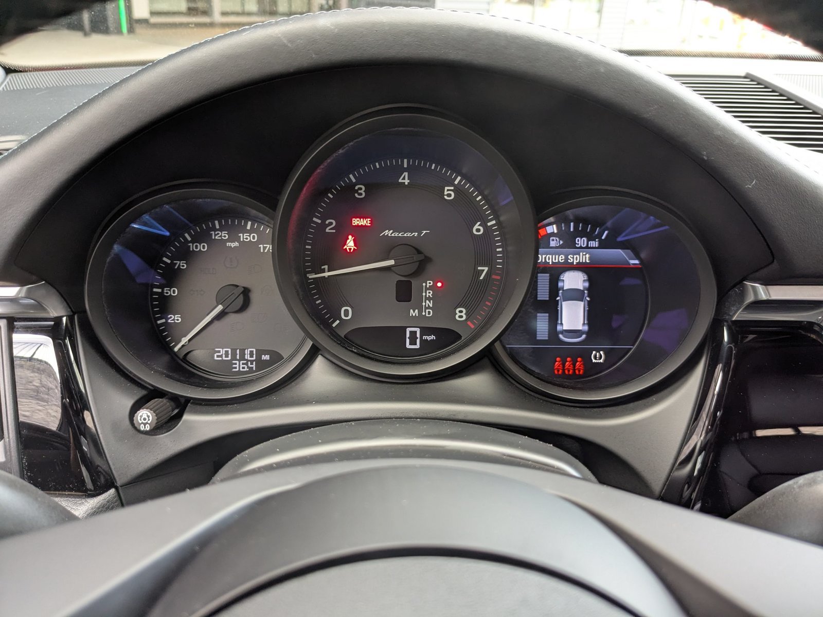 Certified 2023 Porsche Macan Turbo AWD/4WD image 16