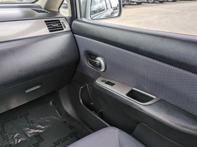 Used 2008 Nissan Versa SL w/ Convenience Pkg image 18