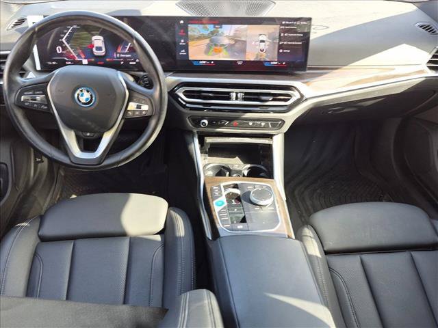 Used 2023 BMW i4 eDrive40 w/ Premium Package RWD image 16
