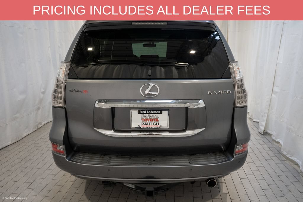Used 2016 Lexus GX 460 w/ Premium Package AWD/4WD image 4
