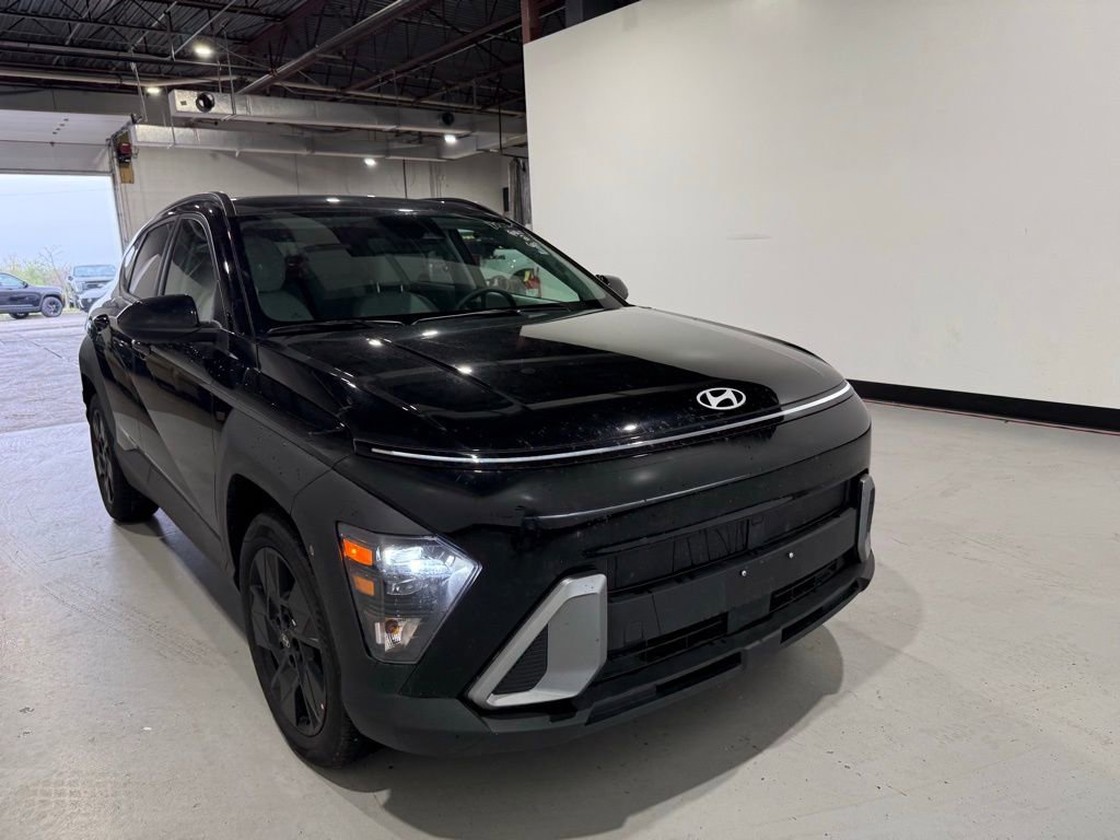 Used 2026 Hyundai Kona SEL Sport image 4