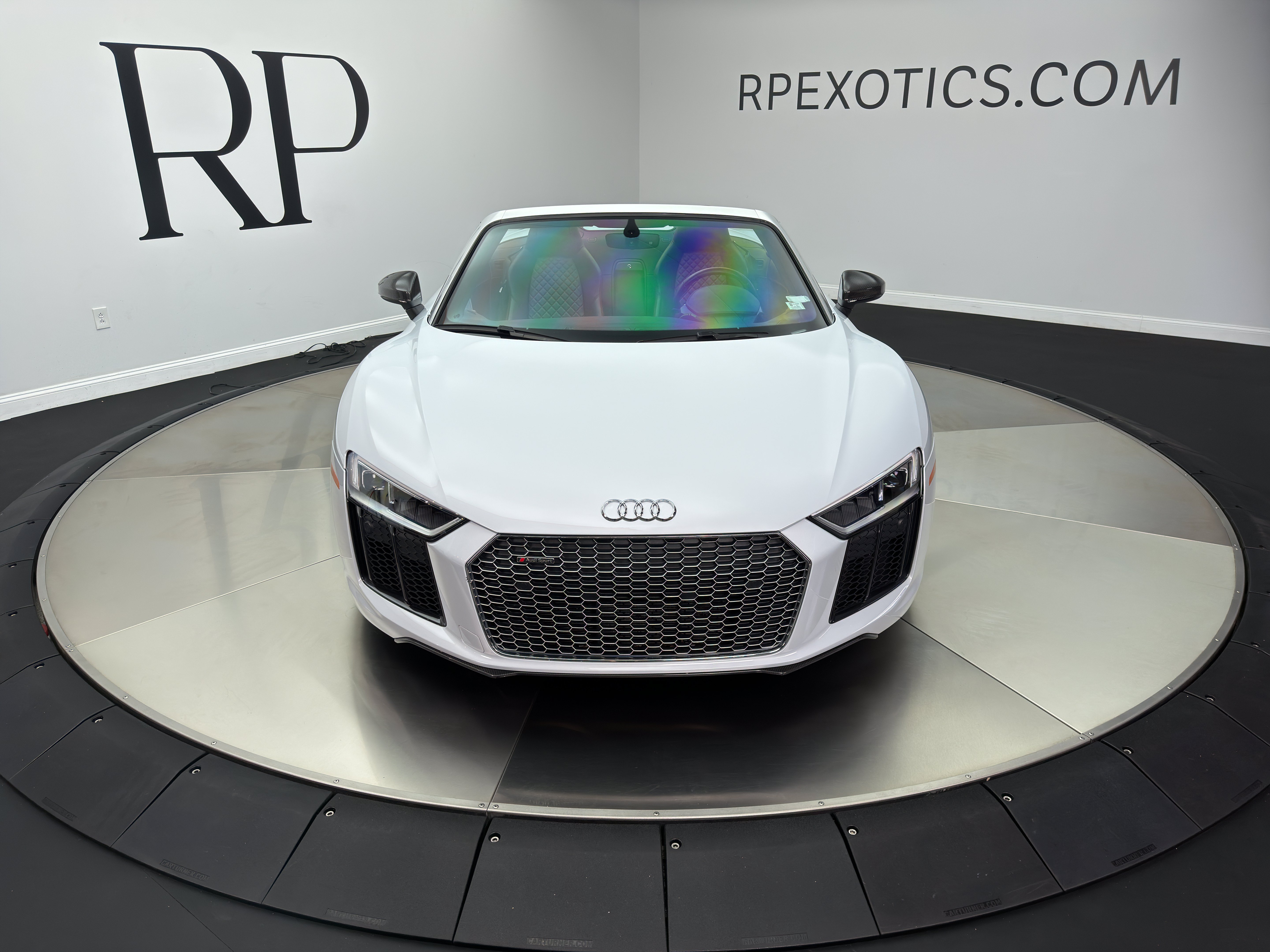 Used 2018 Audi R8 V10 plus AWD/4WD image 5