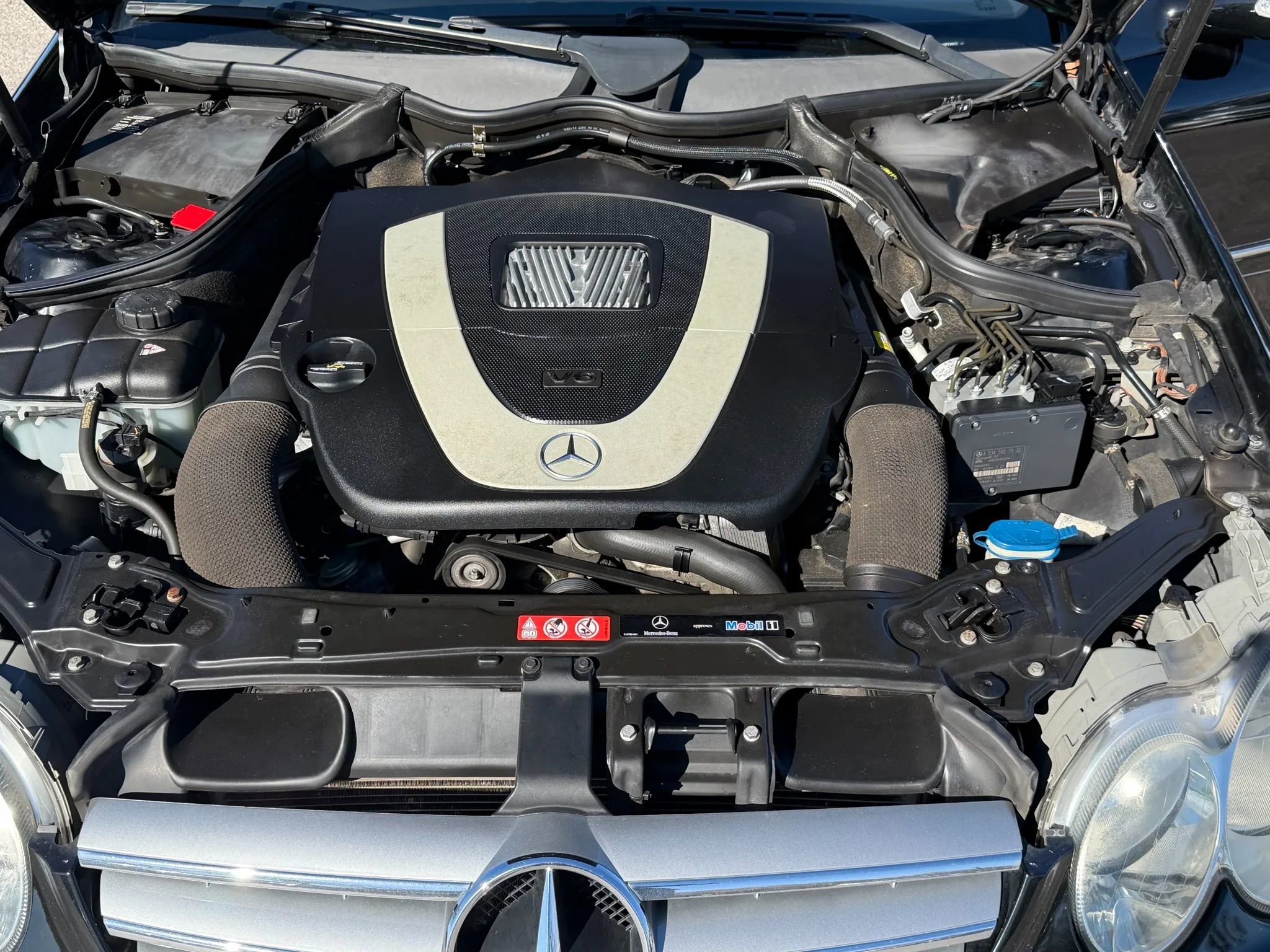 Used 2008 Mercedes-Benz CLK 350 Coupe image 20