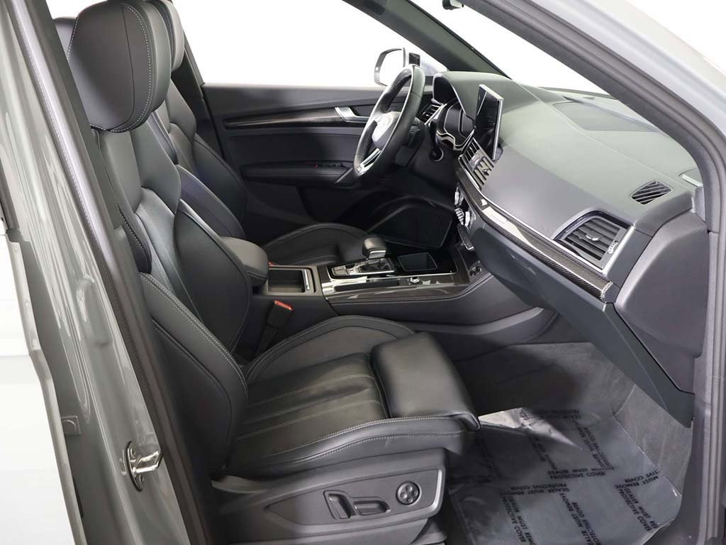 Used 2022 Audi SQ5 Premium Plus w/ Premium Plus Package image 34