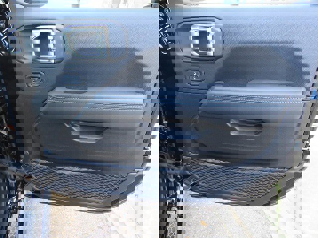 New 2023 Jeep Wrangler Rubicon w/ Steel Bumper Group image 19