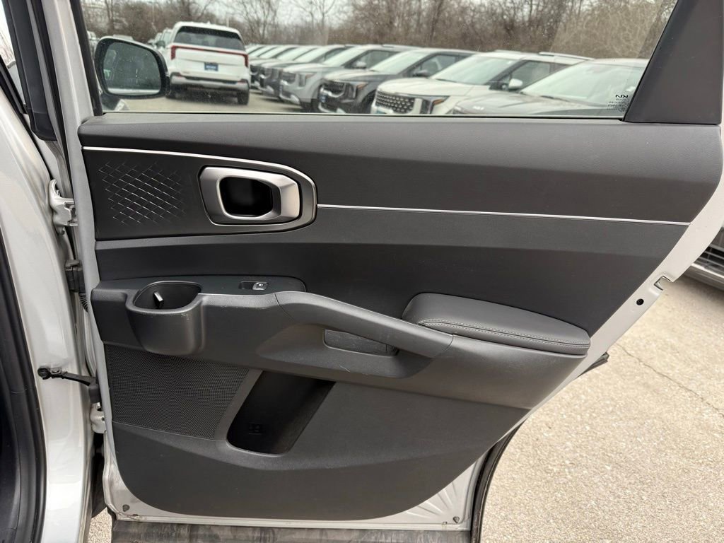 Certified 2023 Kia Sorento EX image 16