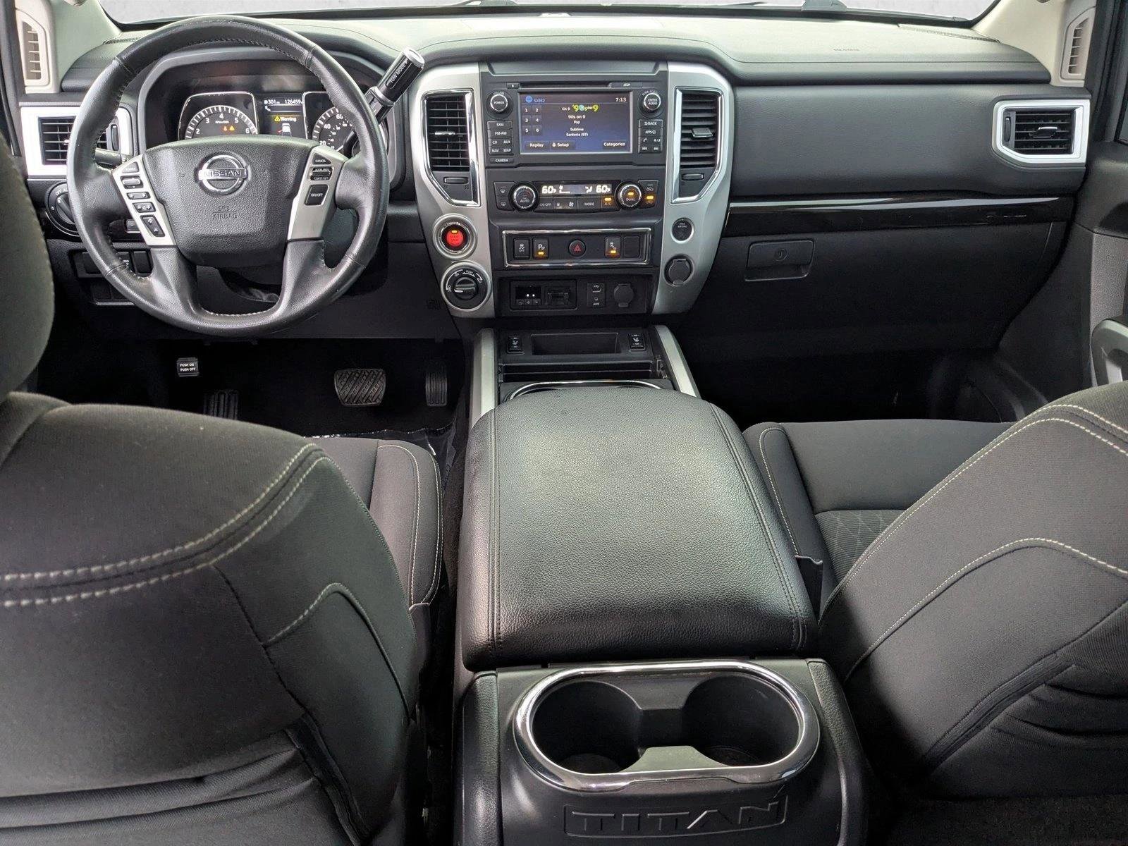 Used 2018 Nissan Titan SV w/ SV Convenience Package AWD/4WD image 16