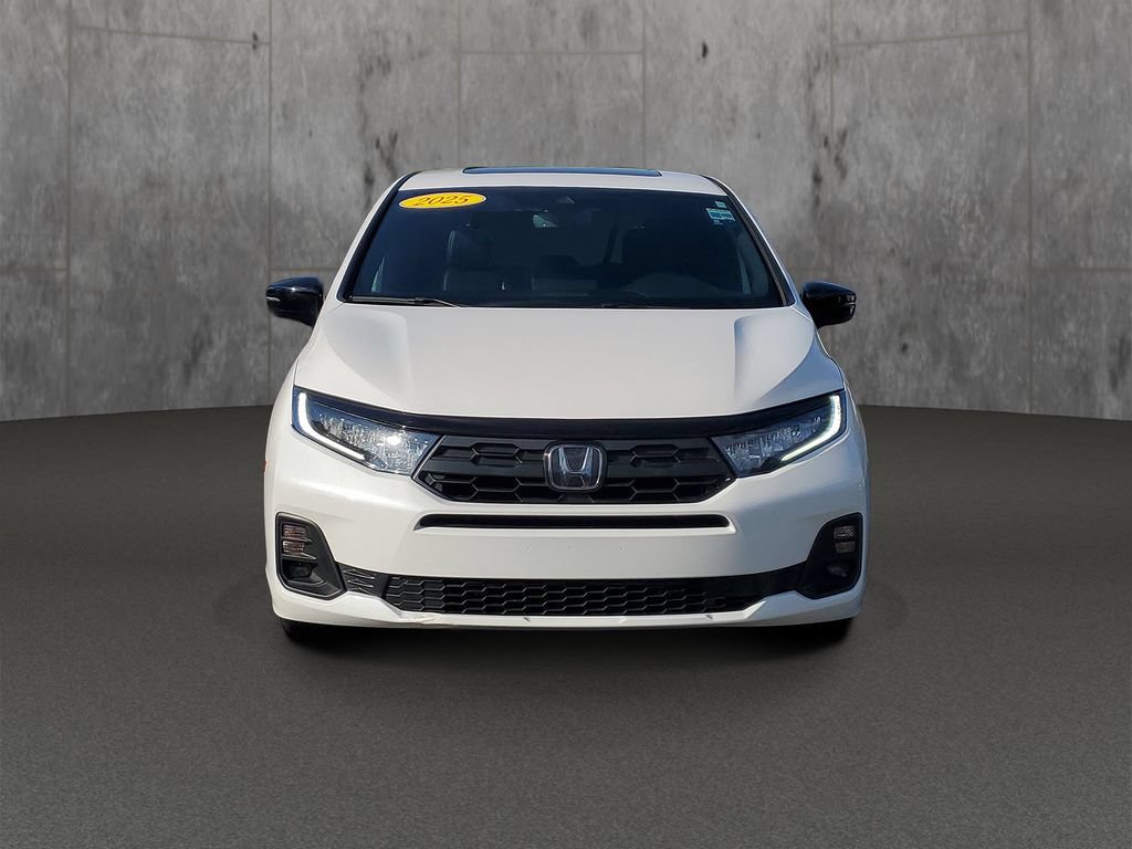 Used 2025 Honda Odyssey Sport-L image 2