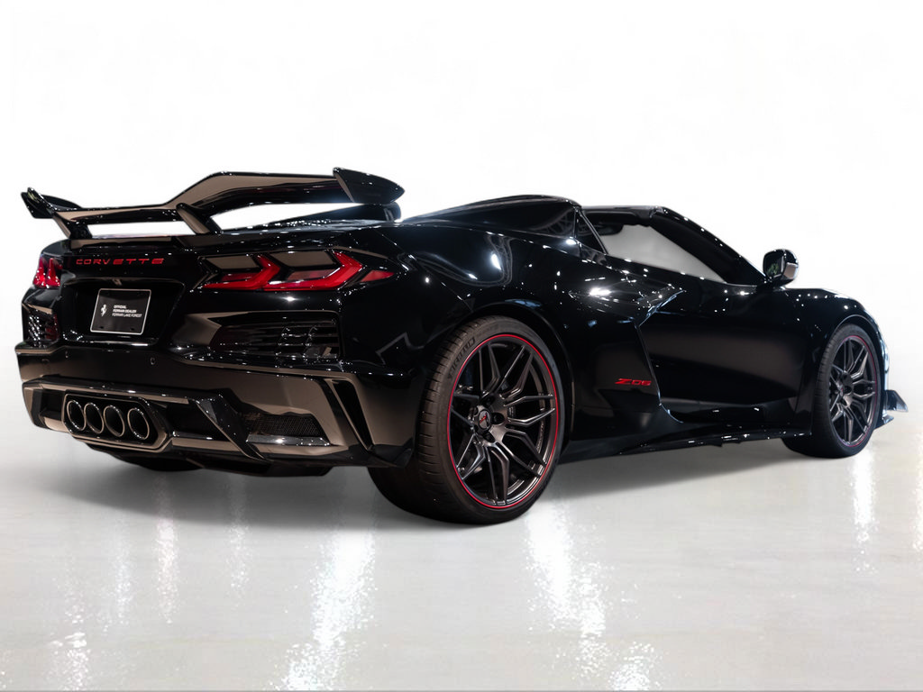 Used 2025 Chevrolet Corvette Z06 w/ Z07 Performance Package RWD image 9